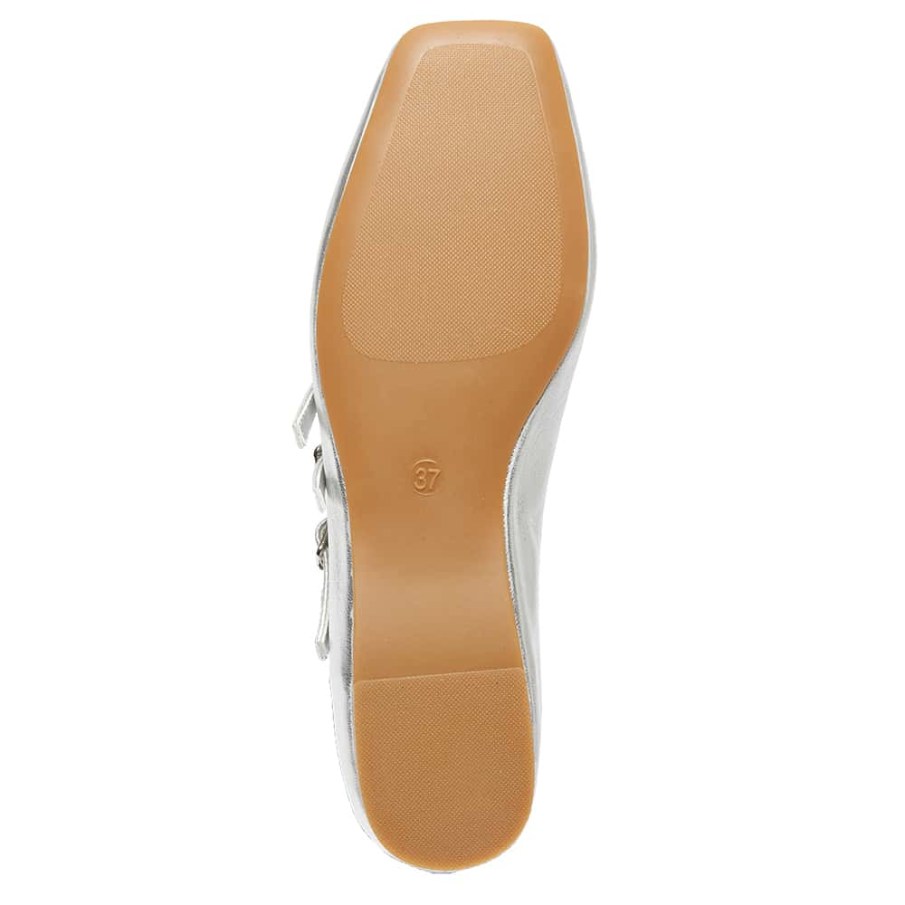 Millie Ballet Flat in Silver Metallic