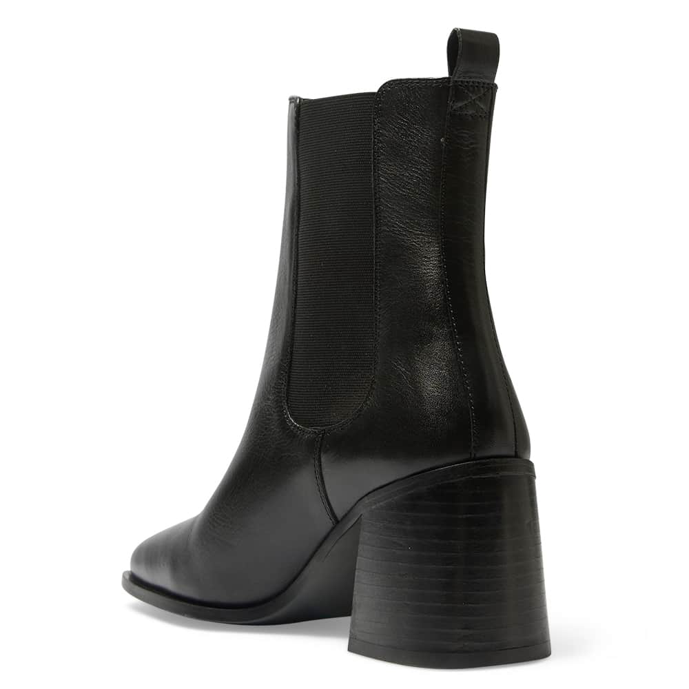 Munich Boot in Black Leather