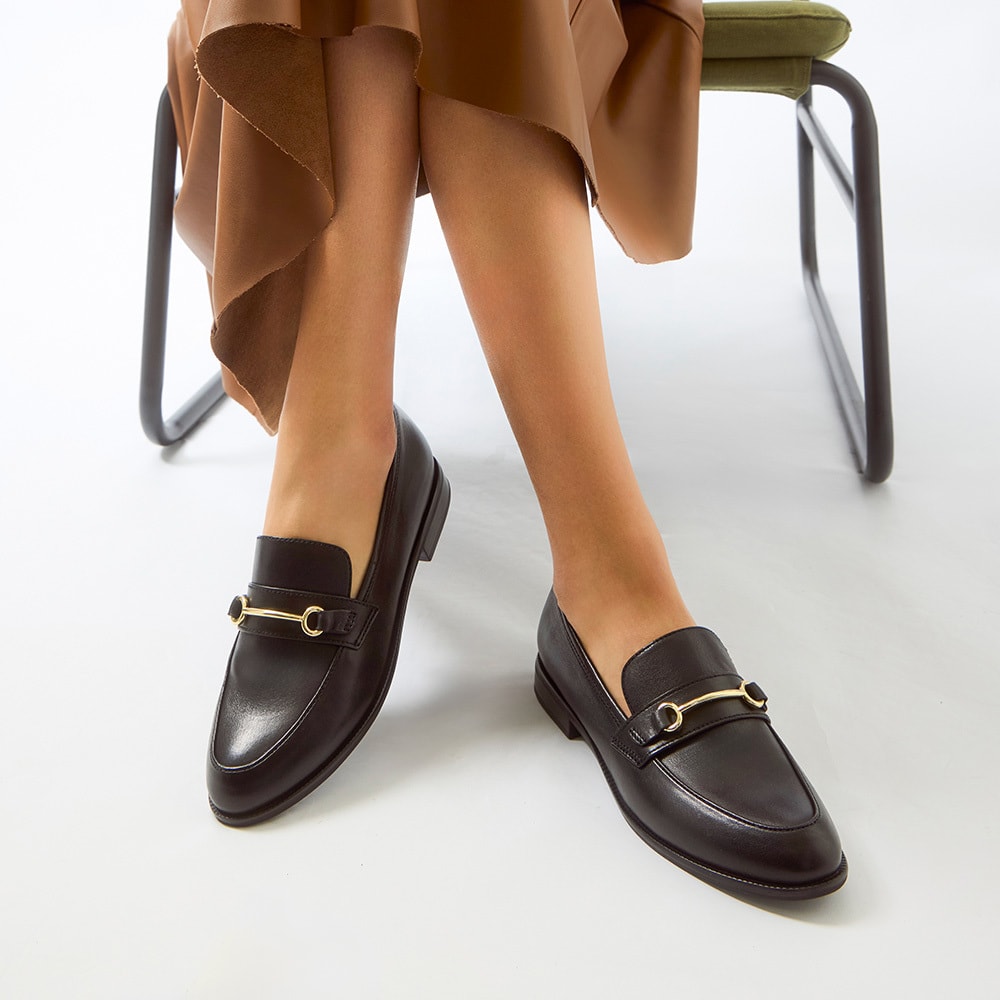 Paragon Loafer in Black Leather
