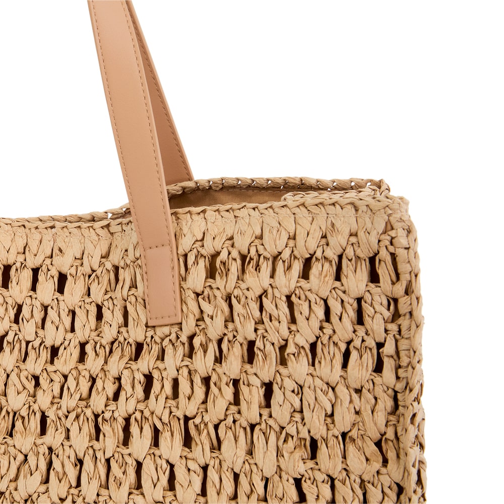 Pella Bag in Natural Raffia