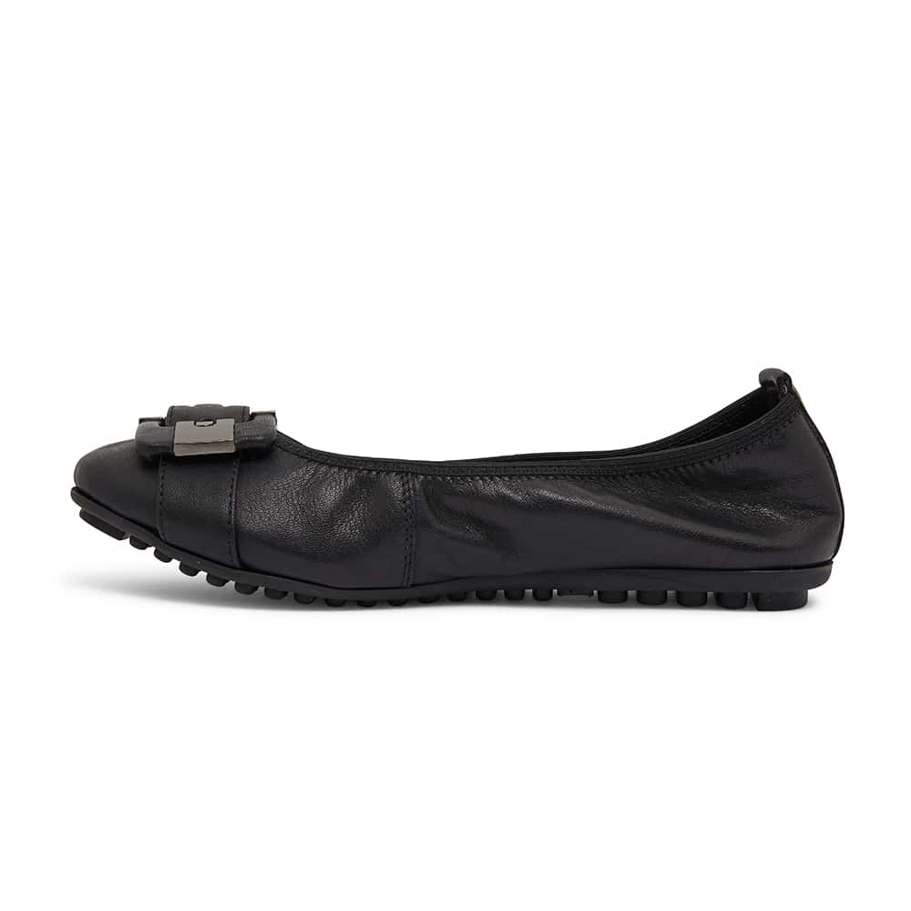 Pentagon Ballet Flat in Black Leather