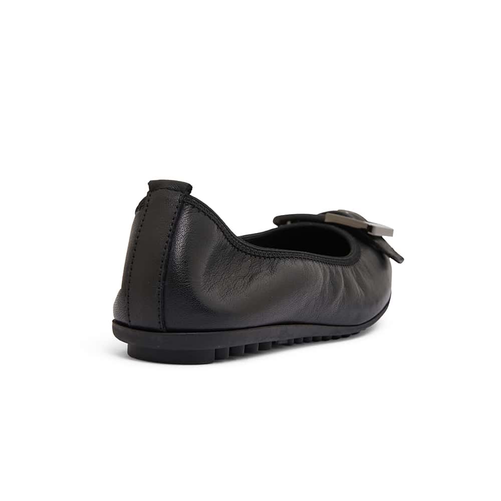 Pentagon Ballet Flat in Black Leather