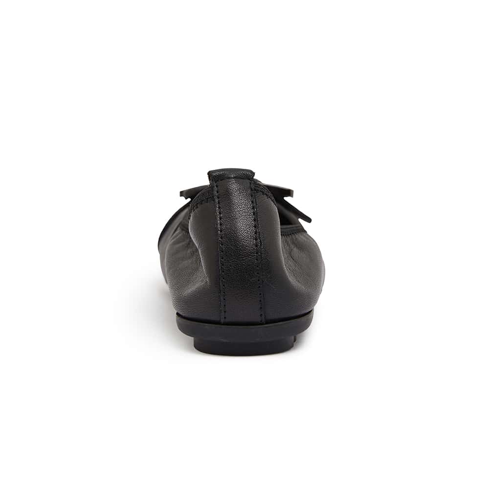 Pentagon Ballet Flat in Black Leather