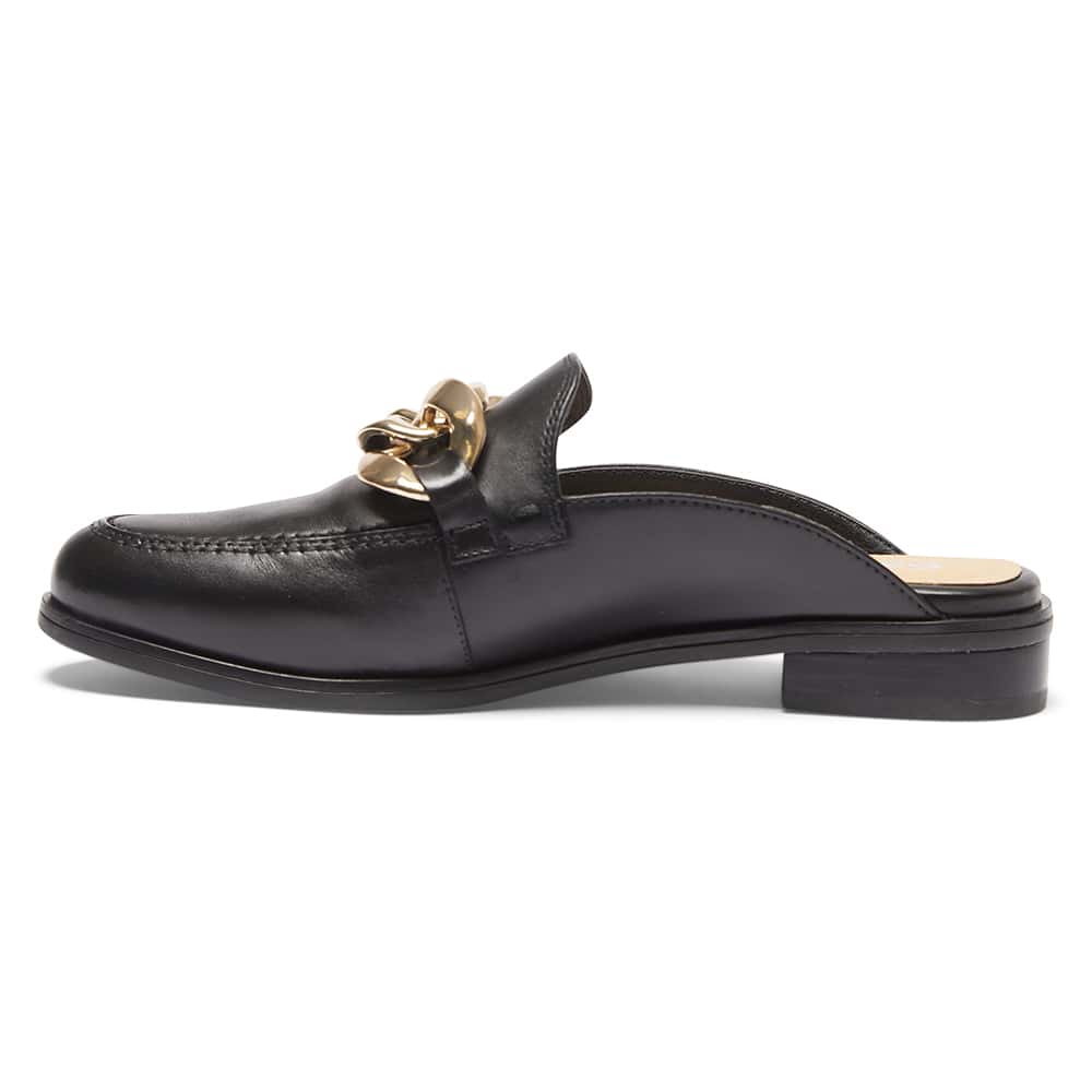 Pivot Loafer in Black Leather