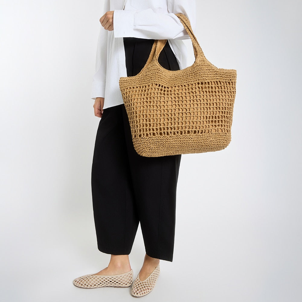 Prague Handbag in Natural Raffia
