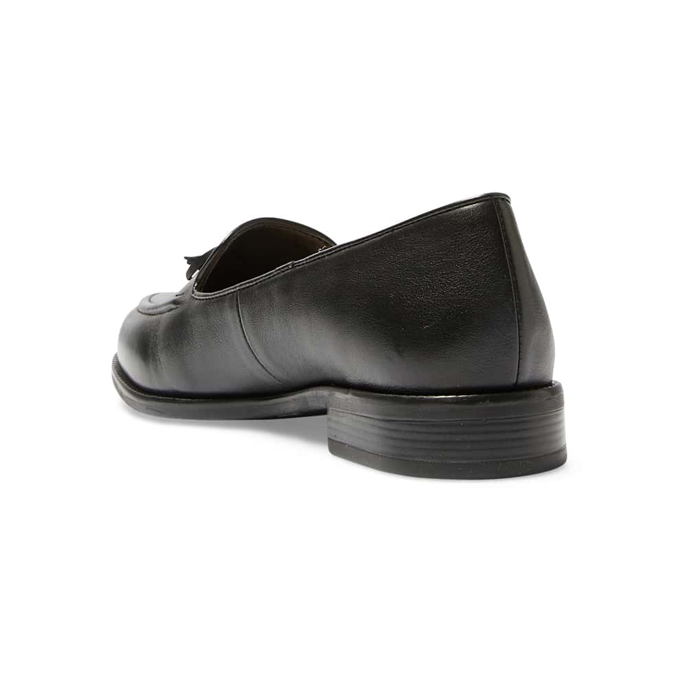 Preppy Loafer in Black Leather