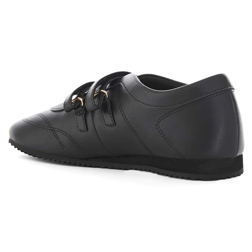Pronto Sneaker in Black Leather