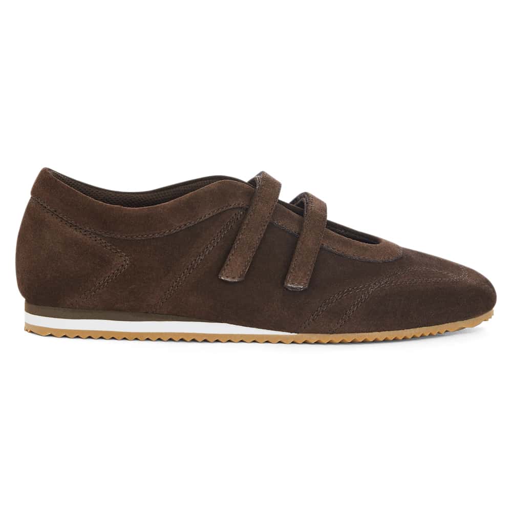 Pronto Sneaker in Chocolate  Suede