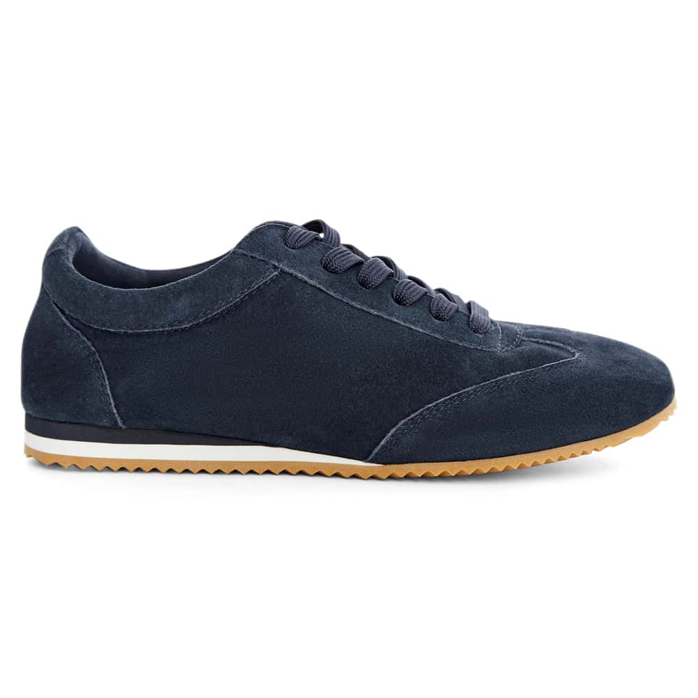 Pulse Sneaker in Navy Suede