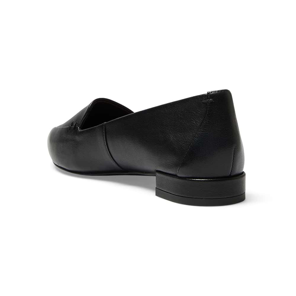 Raven Loafer in Black Leather