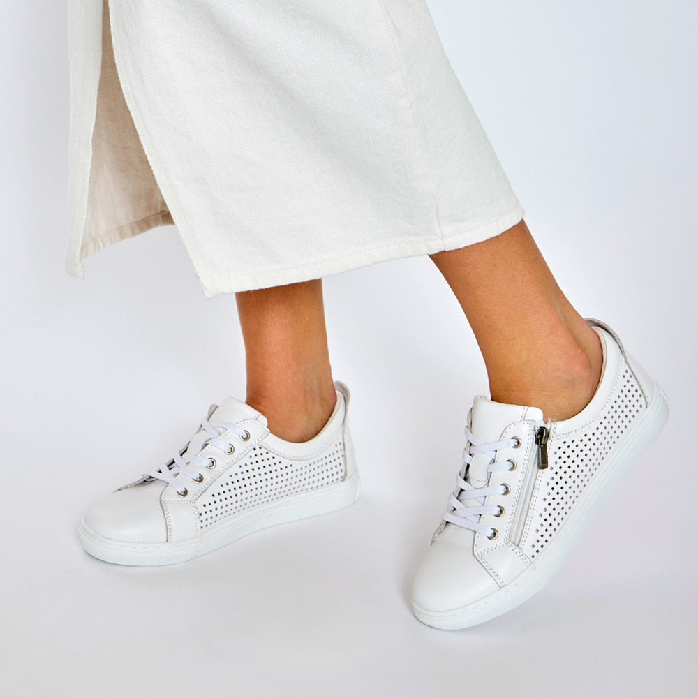 Rio Sneaker in White Leather