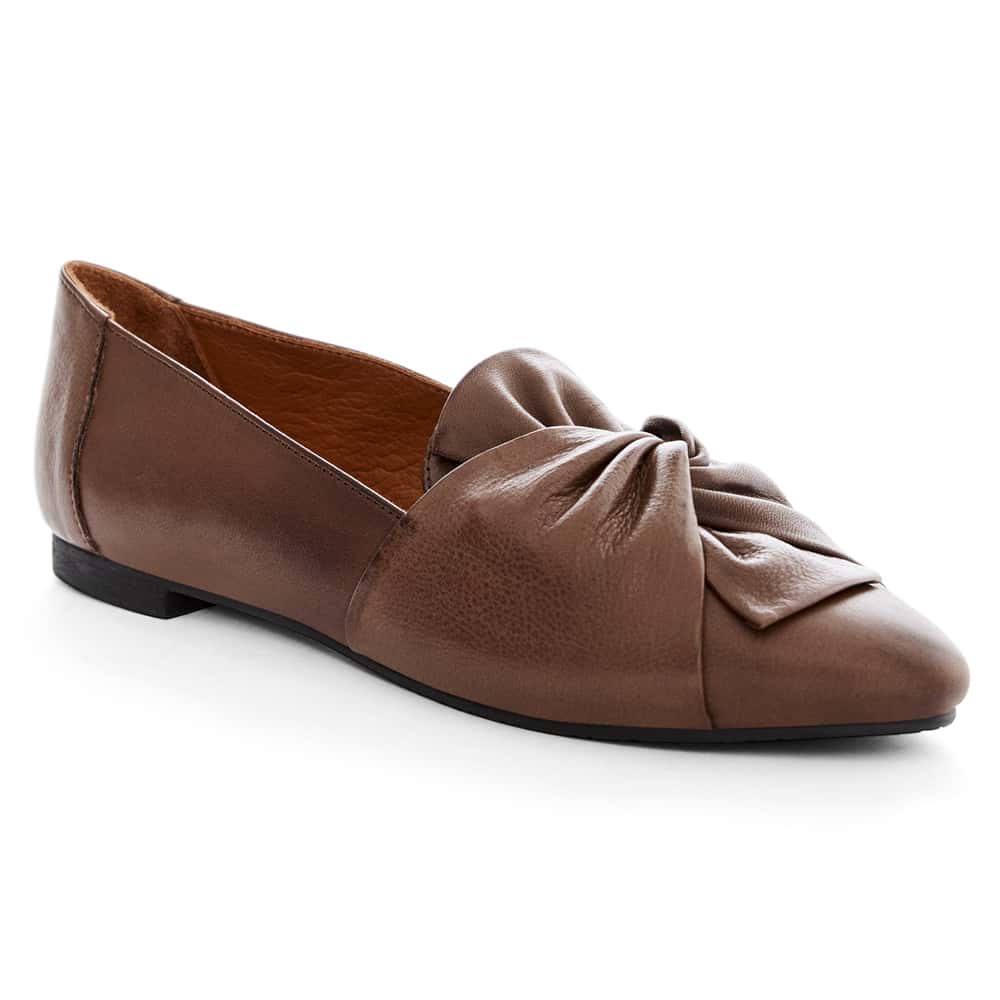 Rosco Flat in Chocolate Glove Leather