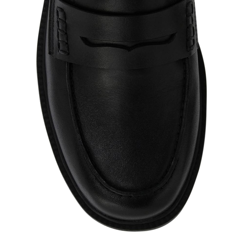 Pia Loafer in Black Leather