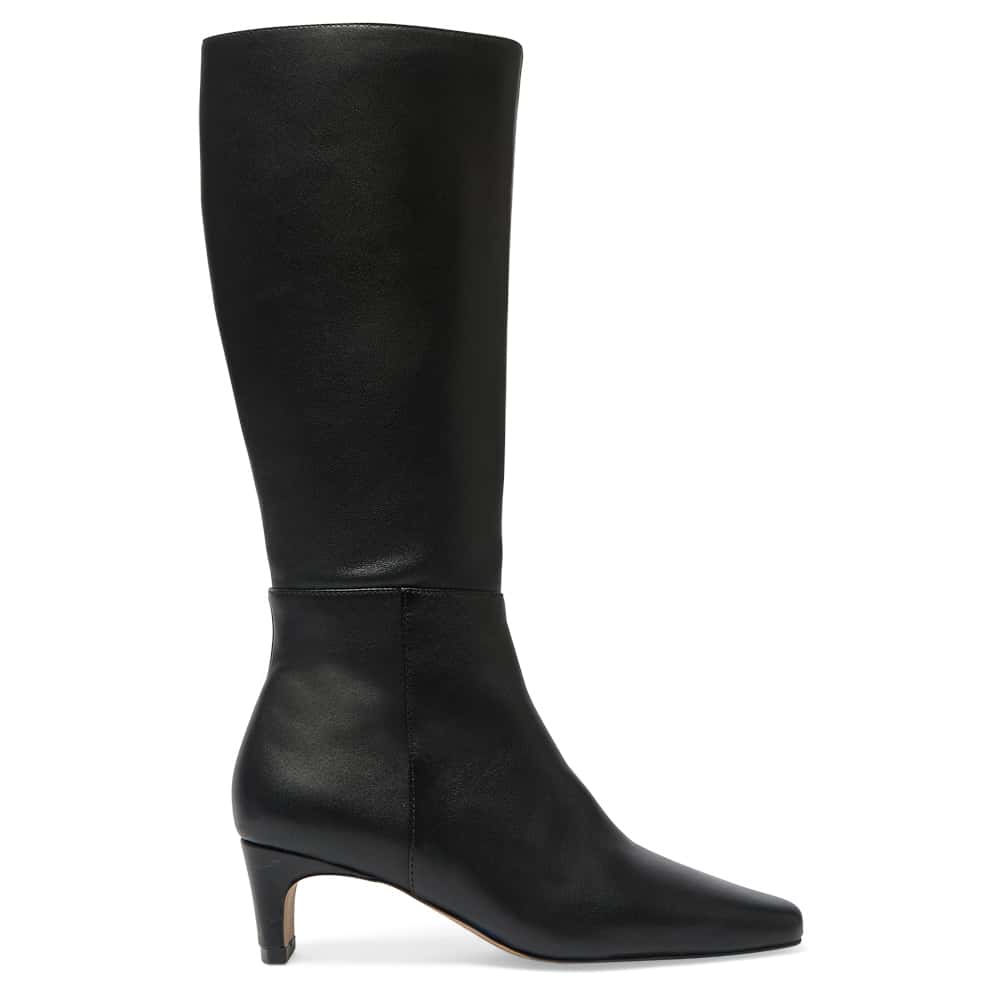 Salute Boot in Black Leather