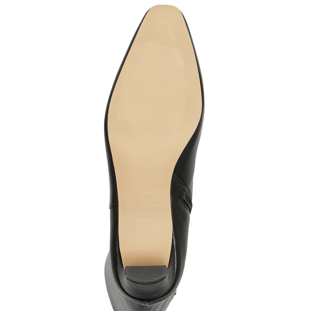 Salute Boot in Black Leather