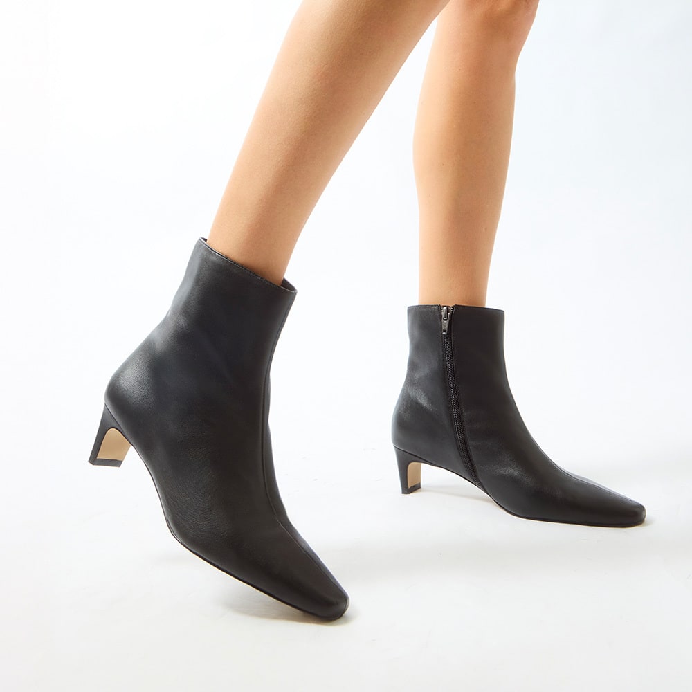 Seattle Boot Seattle Boot in Black Leather