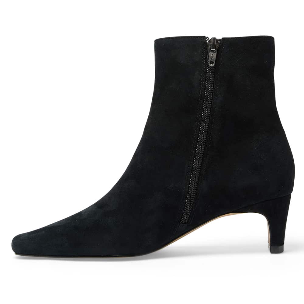 Seattle Boot in Black Suede