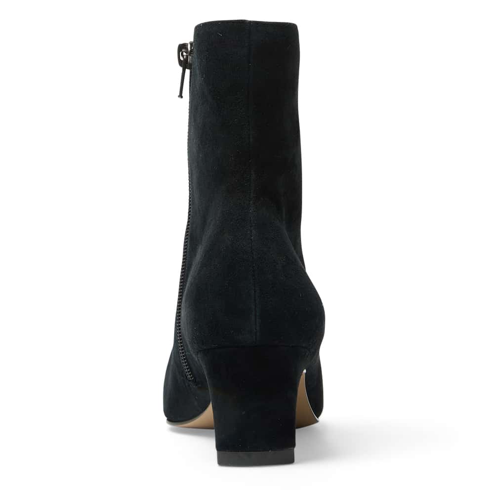 Seattle Boot in Black Suede