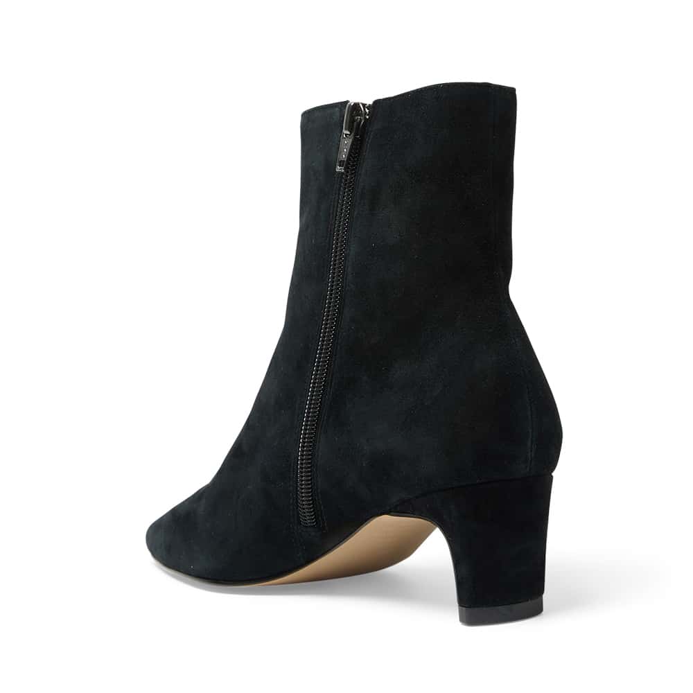 Seattle Boot in Black Suede