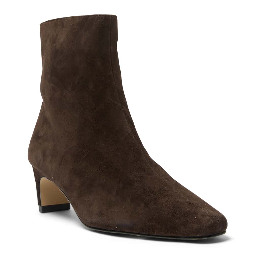 Seattle Boot in Chocolate Suede Suede