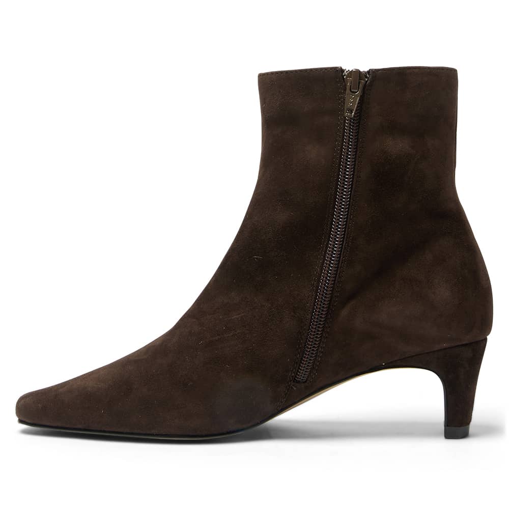 Seattle Boot in Chocolate Suede Suede