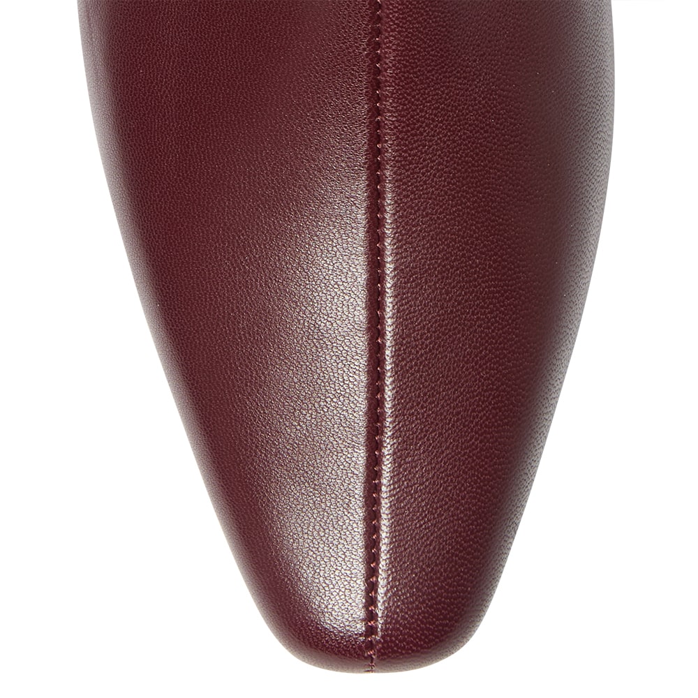 Seattle Boot in Wine Glove Nubuck