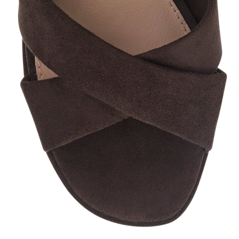Sienna Heel in Chocolate