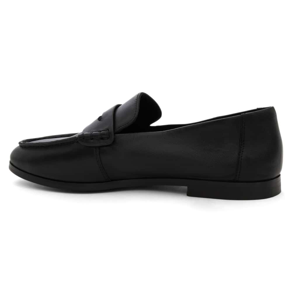 Spartan Loafer in Black Leather