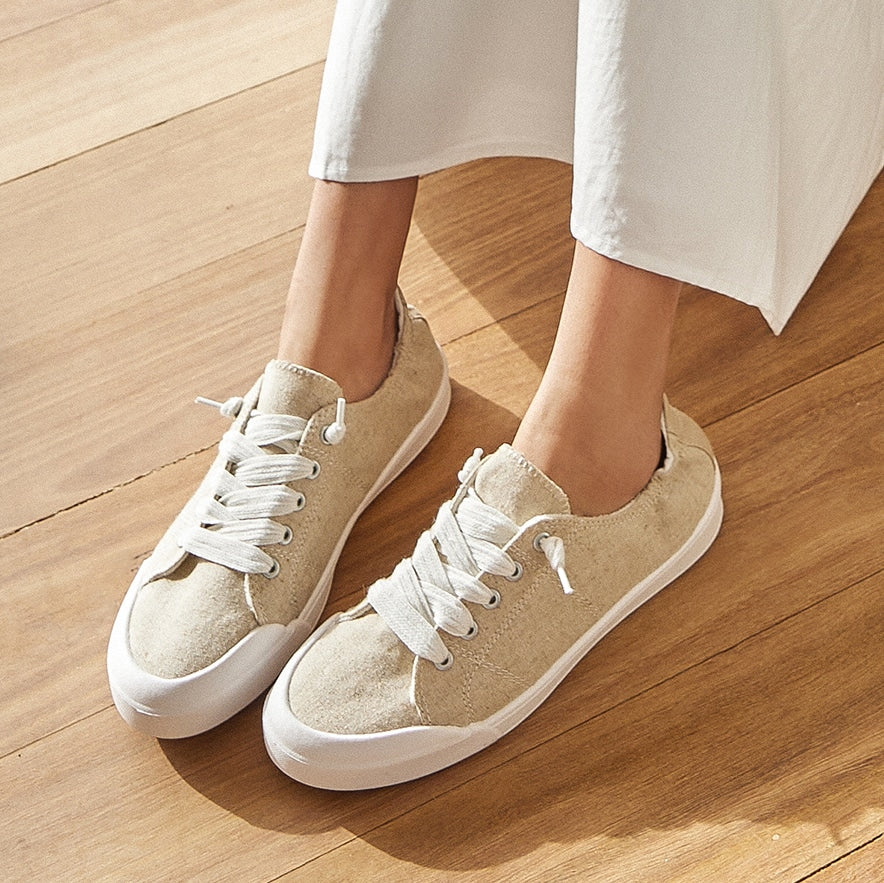 Switch Sneaker in Natural Canvas