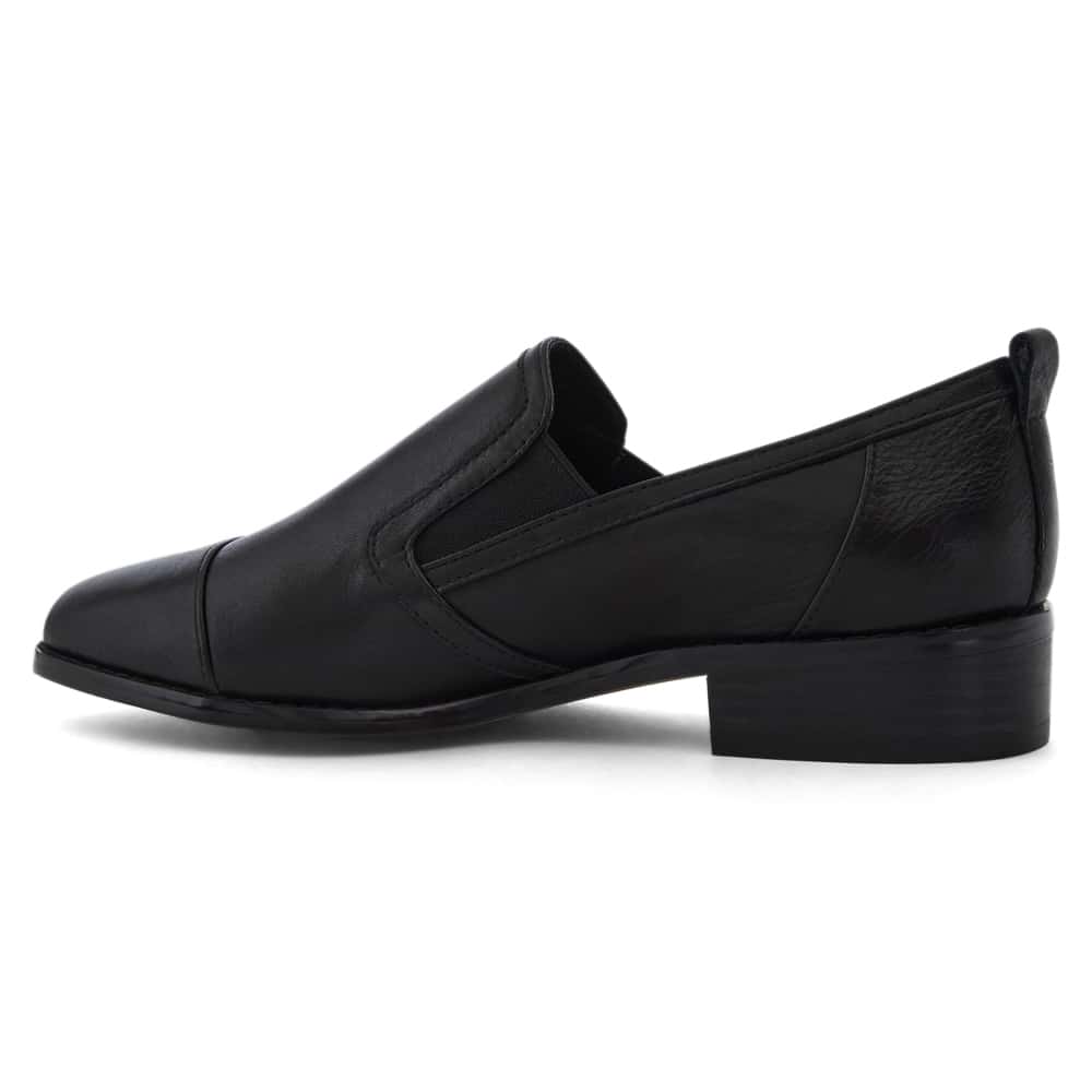 Tactic Loafer in Black Leather