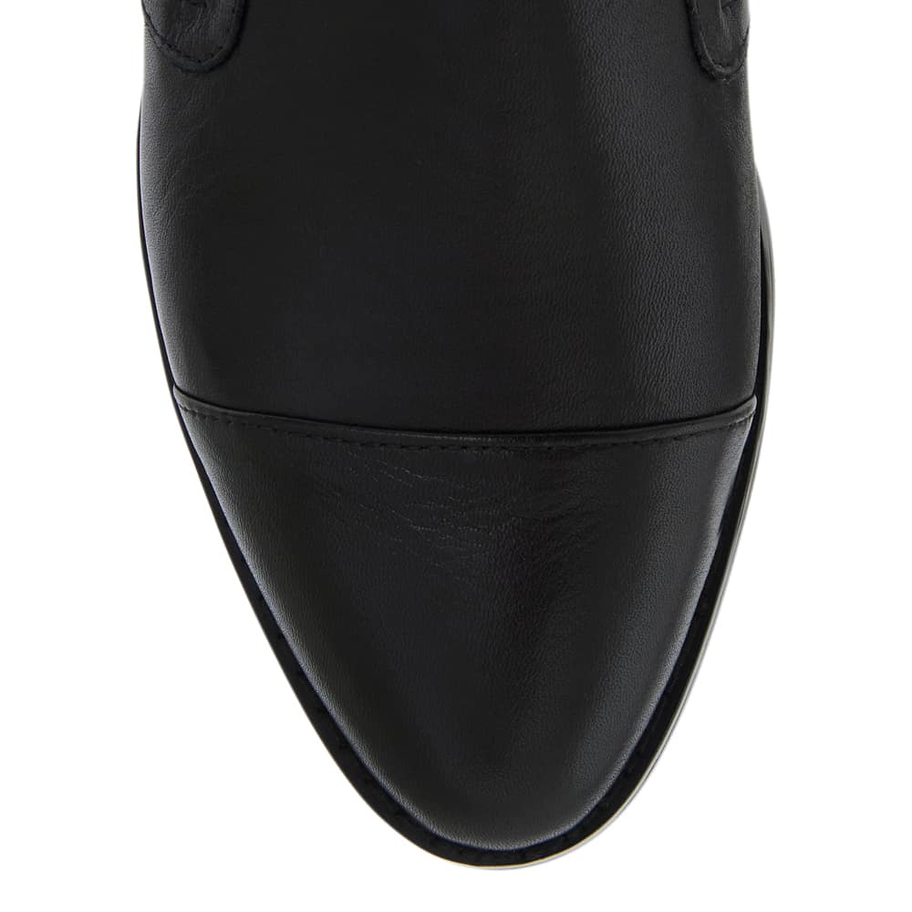 Tactic Loafer in Black Leather