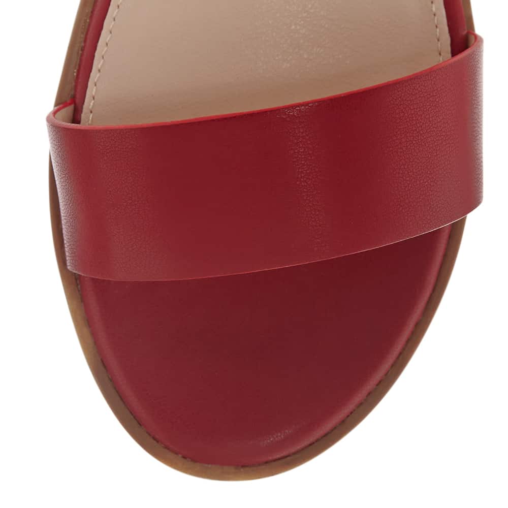 Verona Wedge in Red