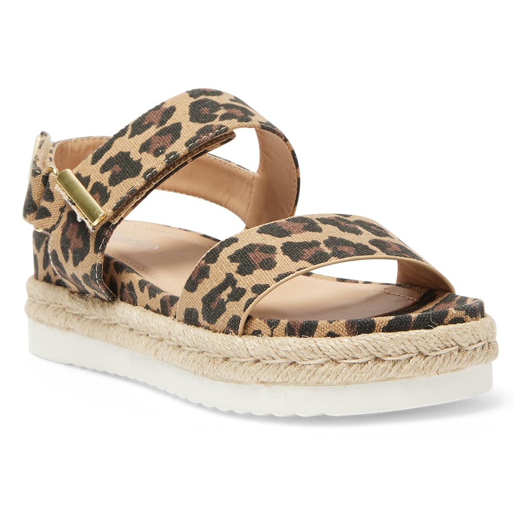 Warner Sandal in Animal Raffia