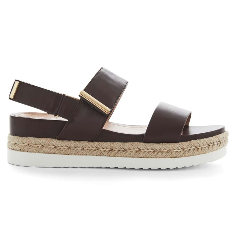Warner Sandal in Chocolate Raffia