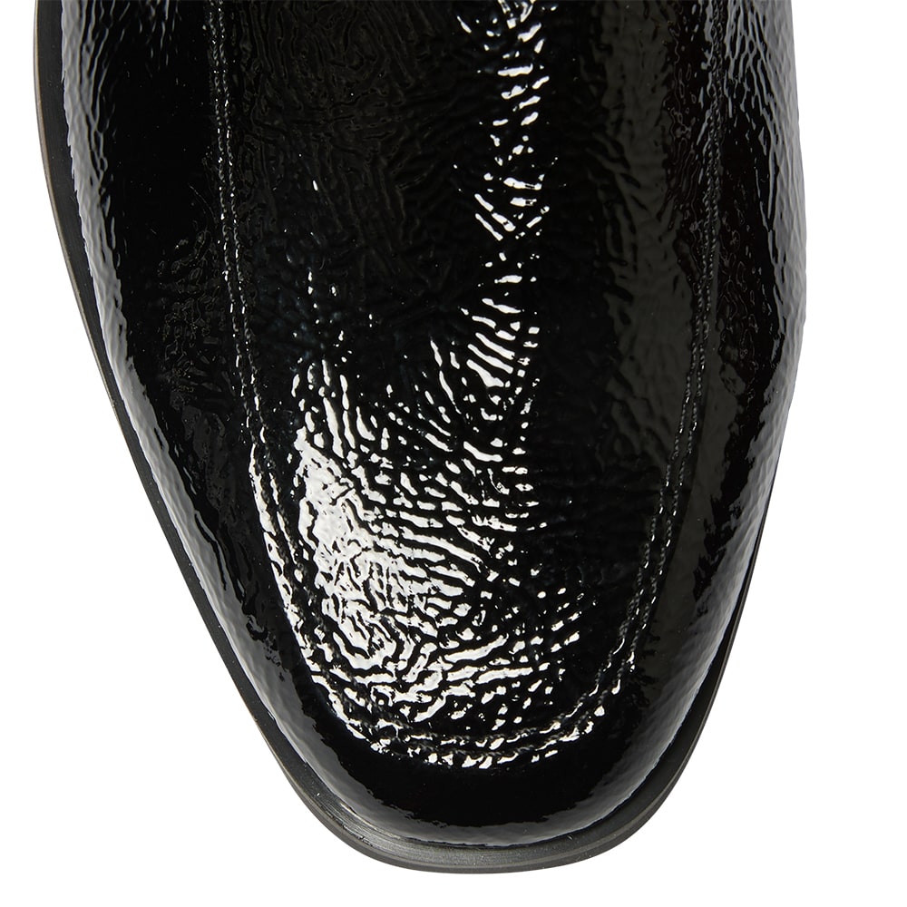 Zanna Loafer in Black Leather