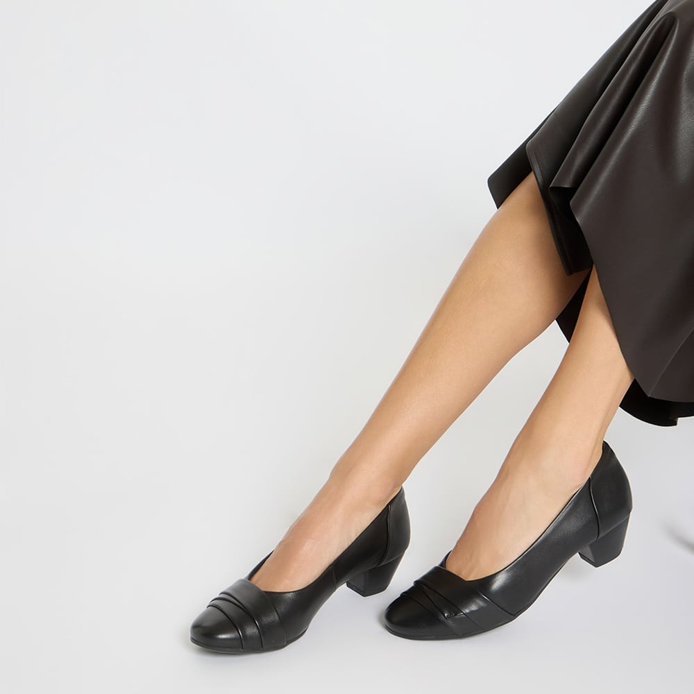 Adler Heel in Black Leather