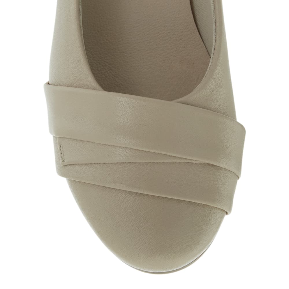 Adler Heel in Nude Leather