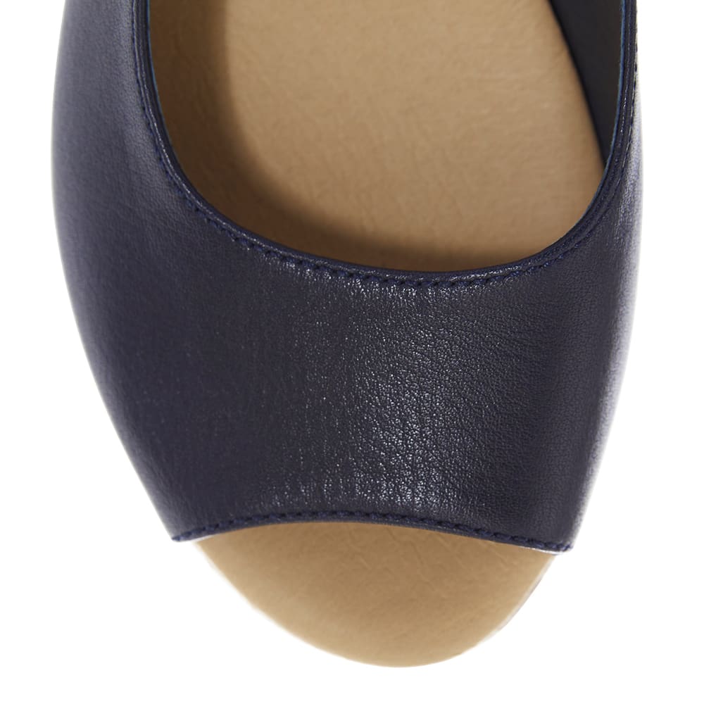 Belmont Espadrille in Navy Raffia