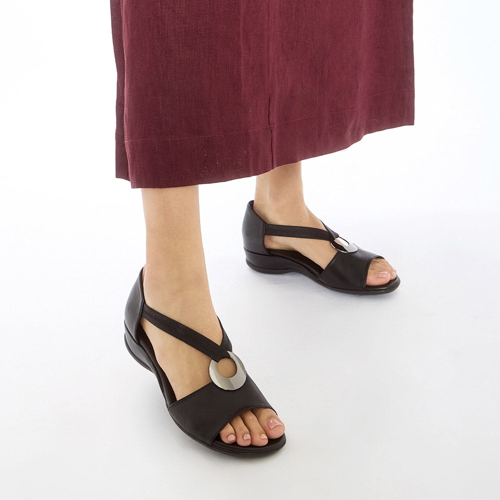 Caroline Sandal in Black Leather