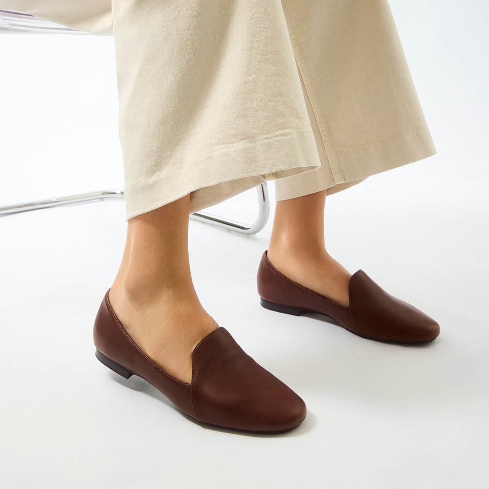 Castle Flat in Chocolate  Leather