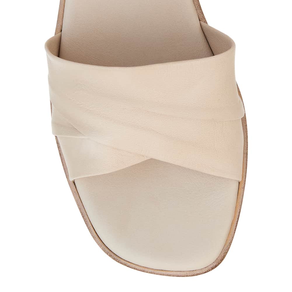 Celia Wedge in Nude Leather