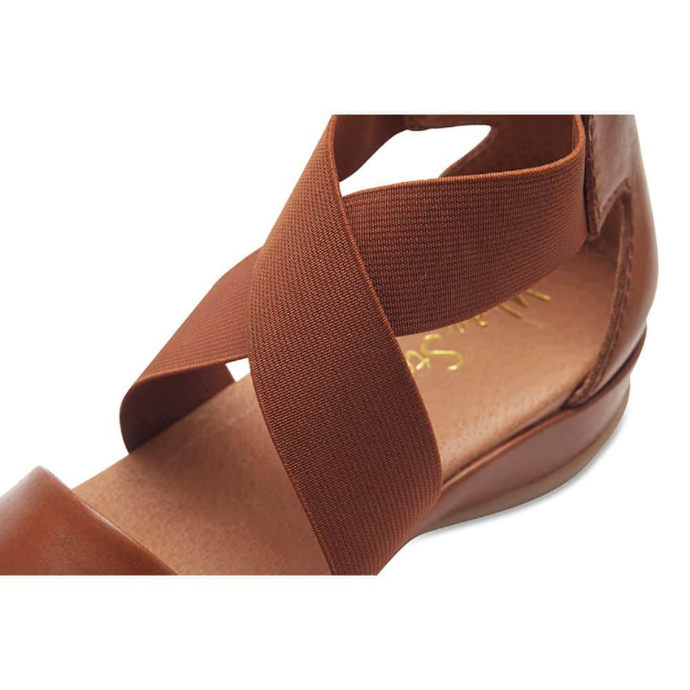 Chester Sandal in Mid Brown Leather