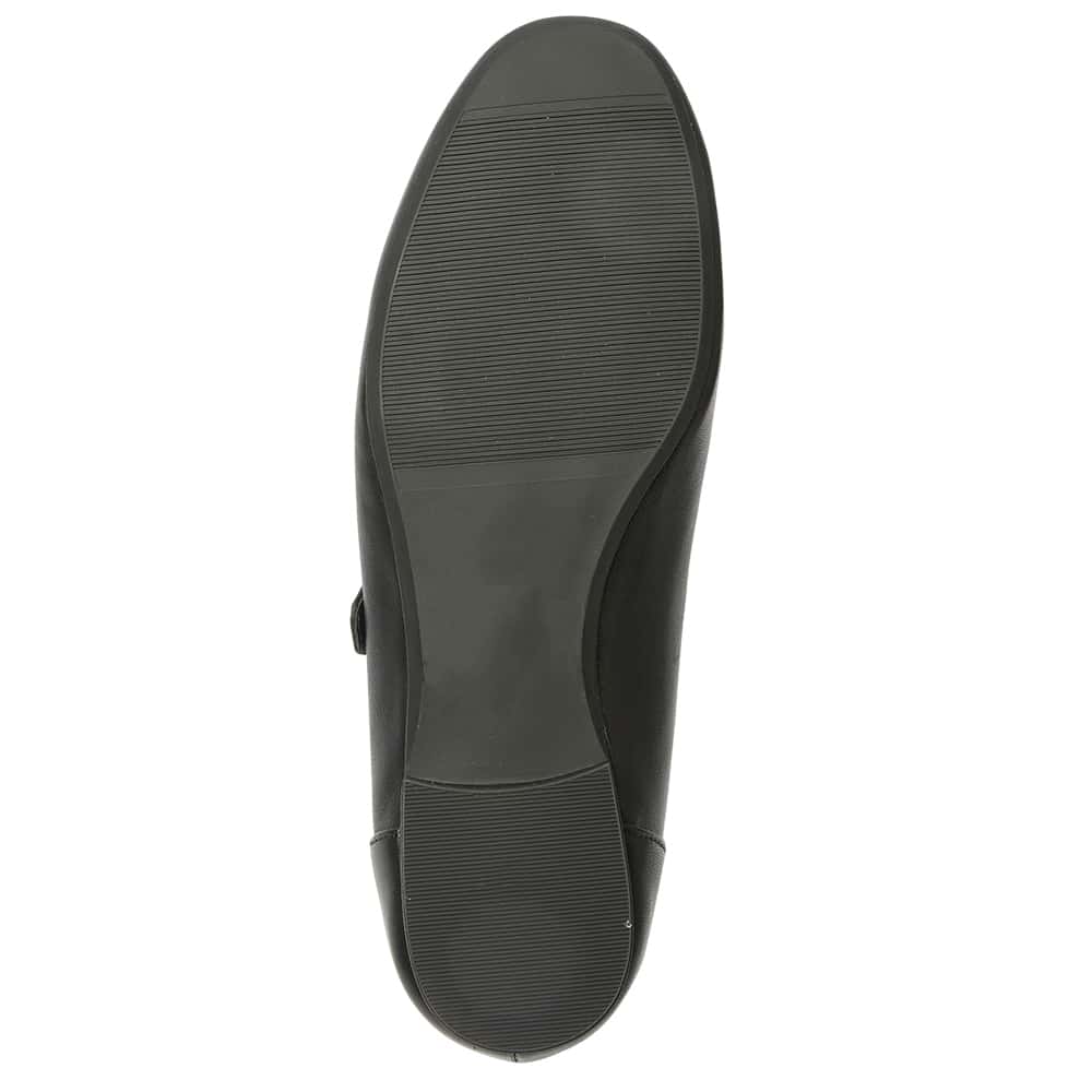 Colby Flat in Black Leather