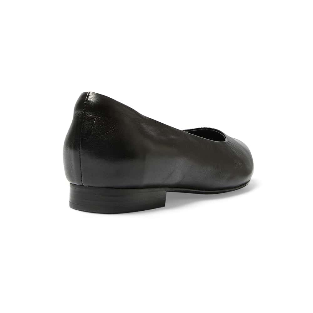 Dame Ballet Flat in Black Leather