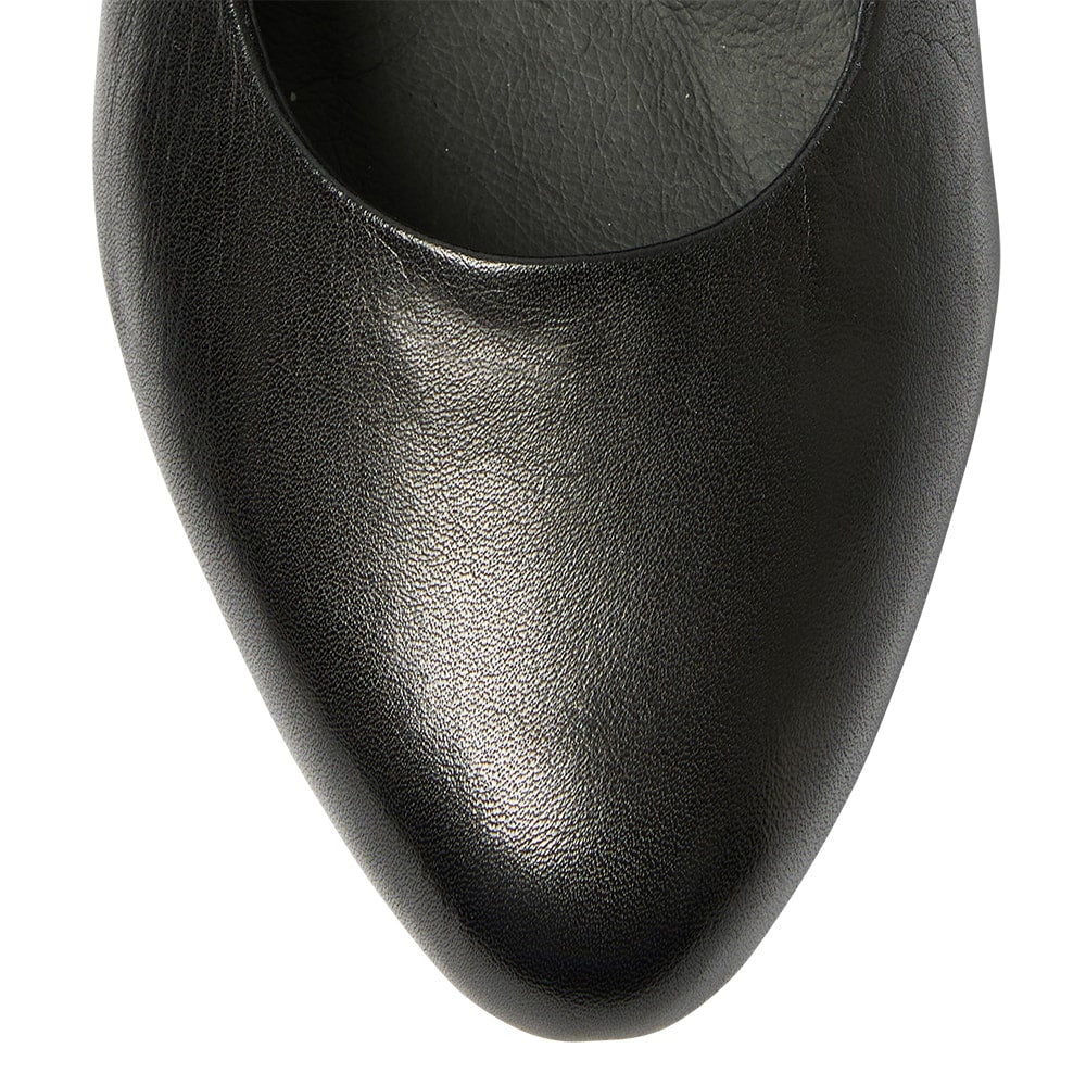 Dame Ballet Flat in Black Leather