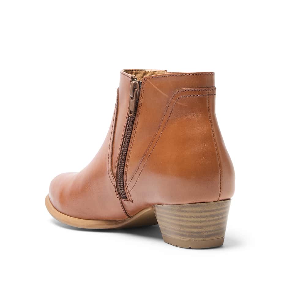 Delmar Boot in Mid Brown Leather