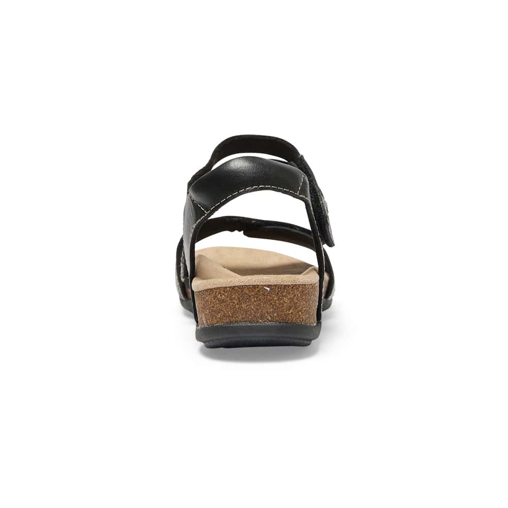 Fandango Sandal in Black Leather