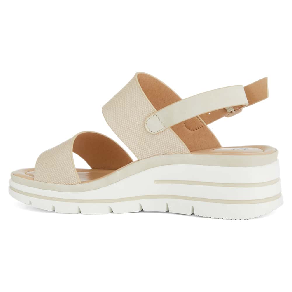 Kismet Wedge in Natural