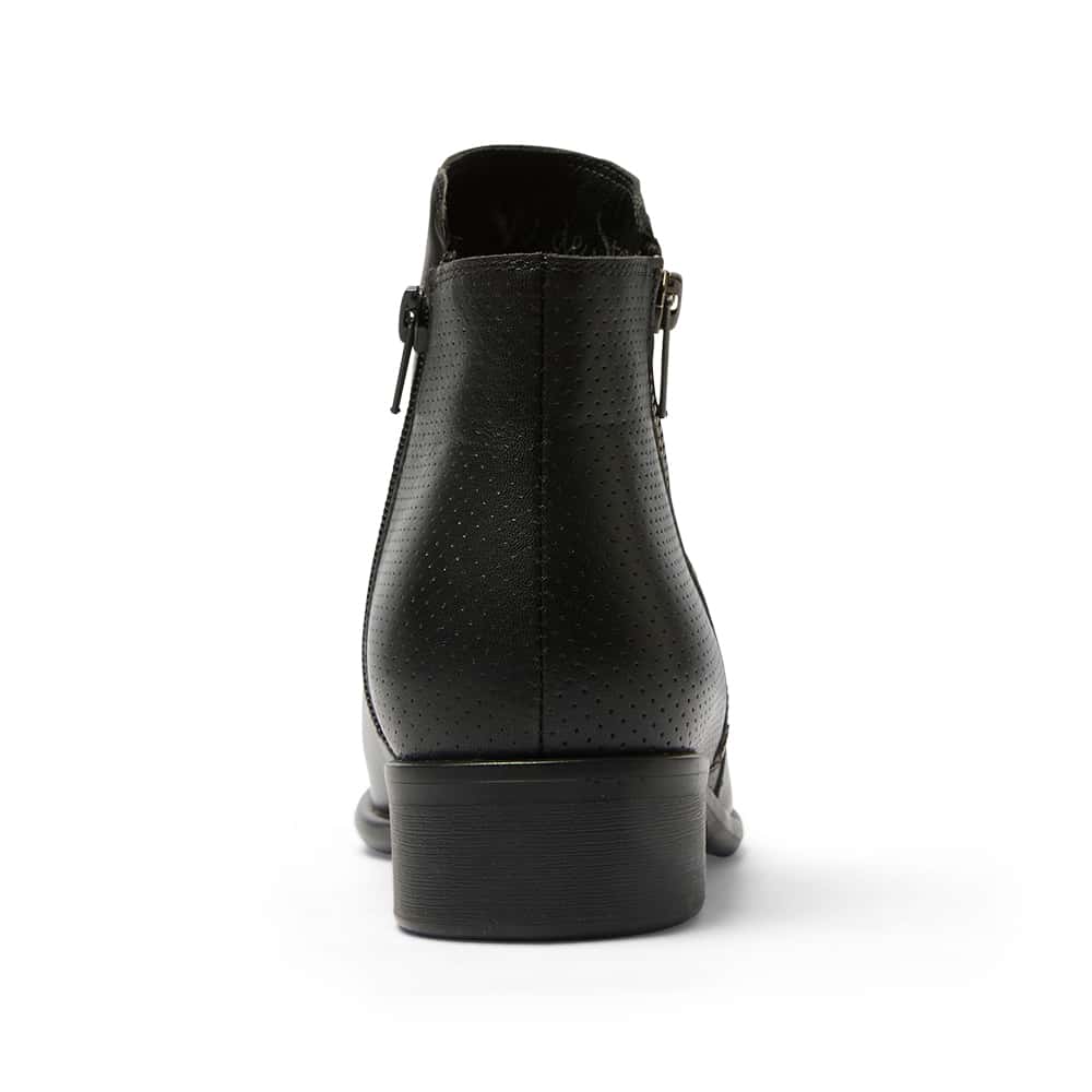 Lorenzo Boot in Black Leather