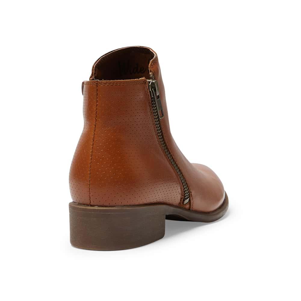 Lorenzo Boot in Mid Brown Leather